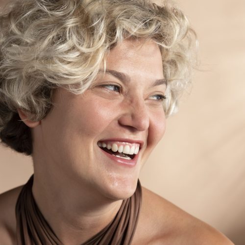 portrait-elegant-woman-with-short-dress